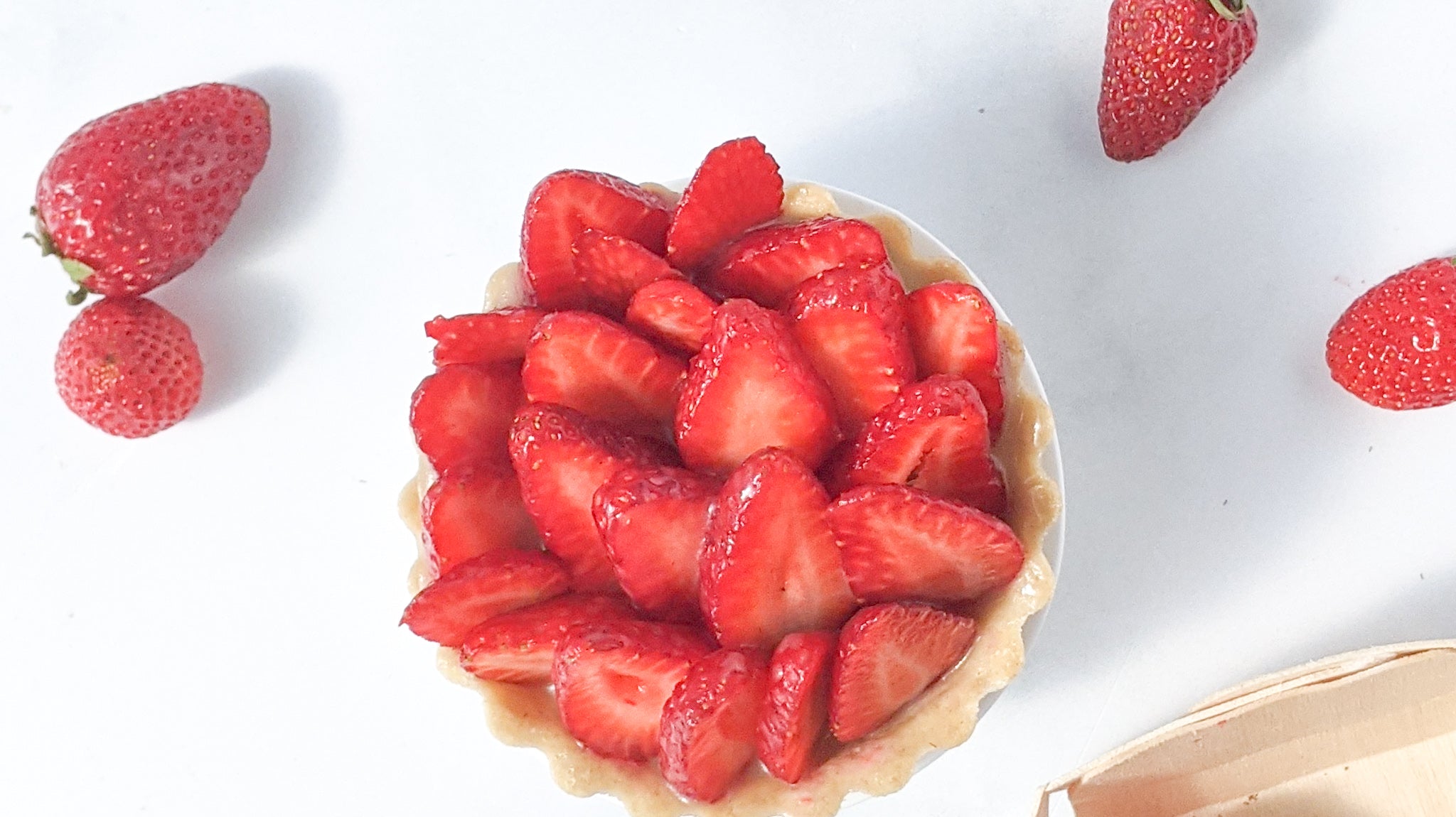 Recette tarte aux fraises végane, sans gluten, sans oeuf, sans produits laitiers, sans les dix allergènes prioritaires