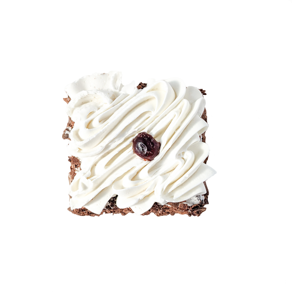 Gâteau forêt noire végane, sans gluten, sans arachides, sans oeufs, sans noix, sans produits laitiers, sans soja, sans sésame, sans fruits de mer, sans sulfite, sans moutarde.